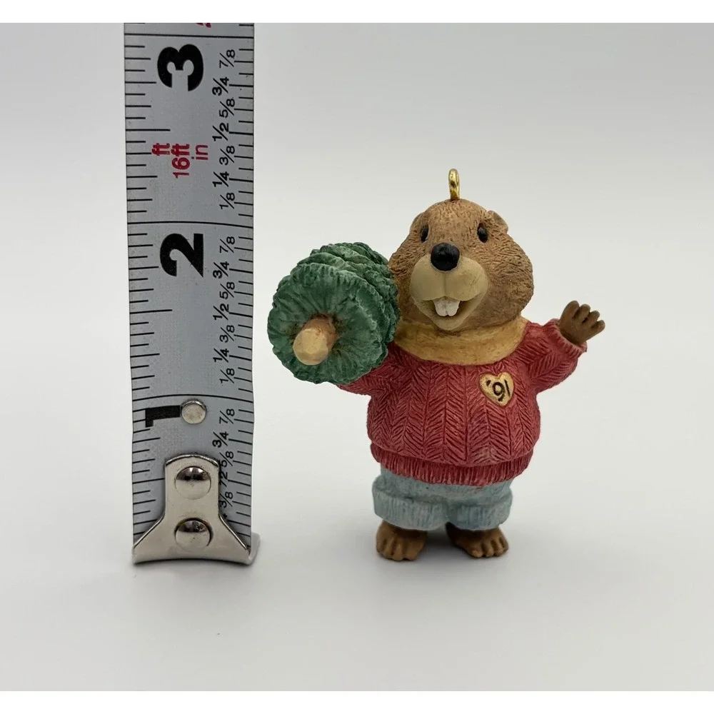1991 Hallmark Keepsake Ornament Tender Touches Yule Logger Beaver QX496-7 VTG